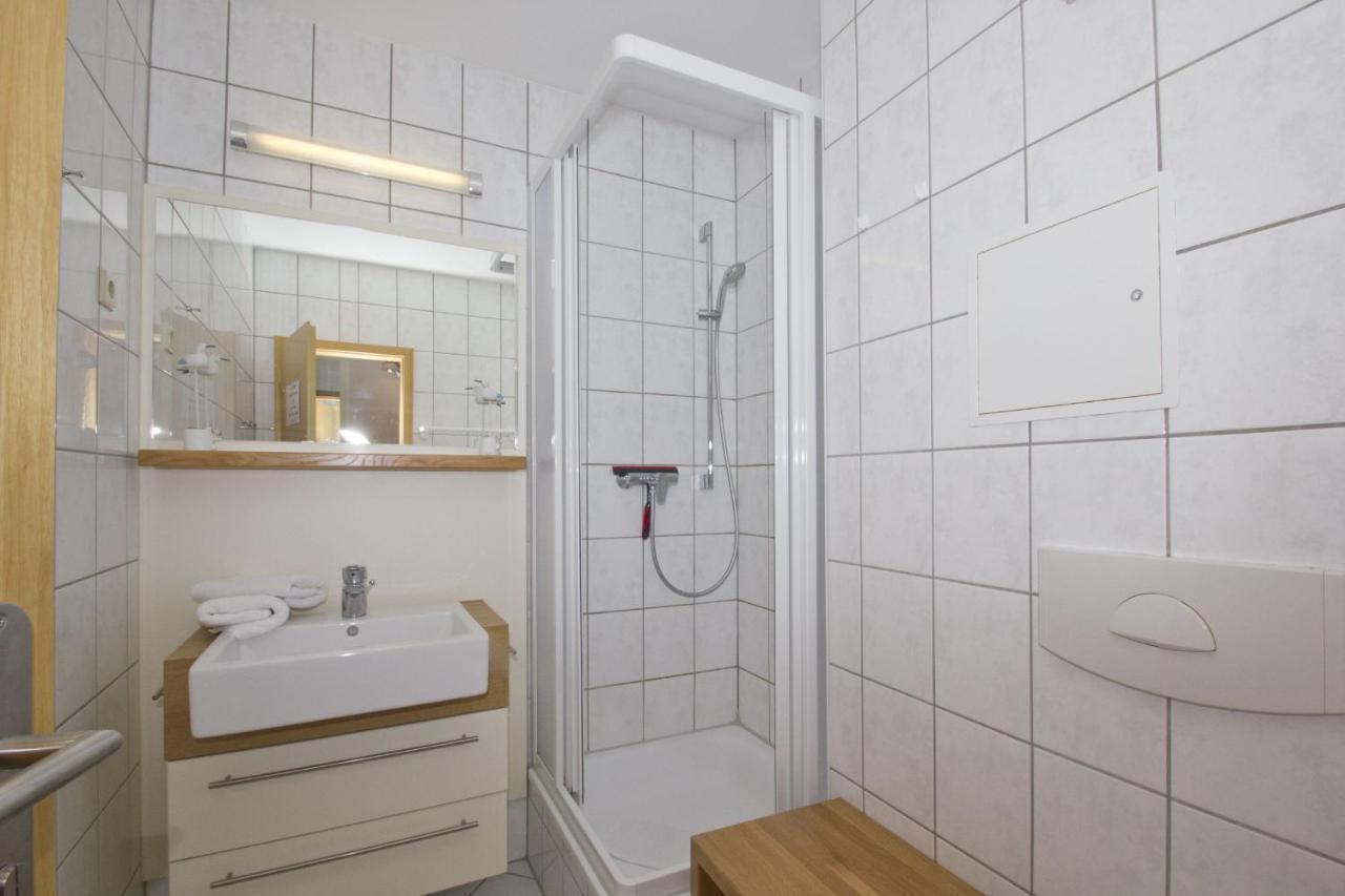 Fewo Mit Meerblick, Gratis Nutzung Vom Ahoi Erlebnisbad Und Sauna In Sellin - Haus Blick Zur See Fewo 06 Goehren  Zewnętrze zdjęcie